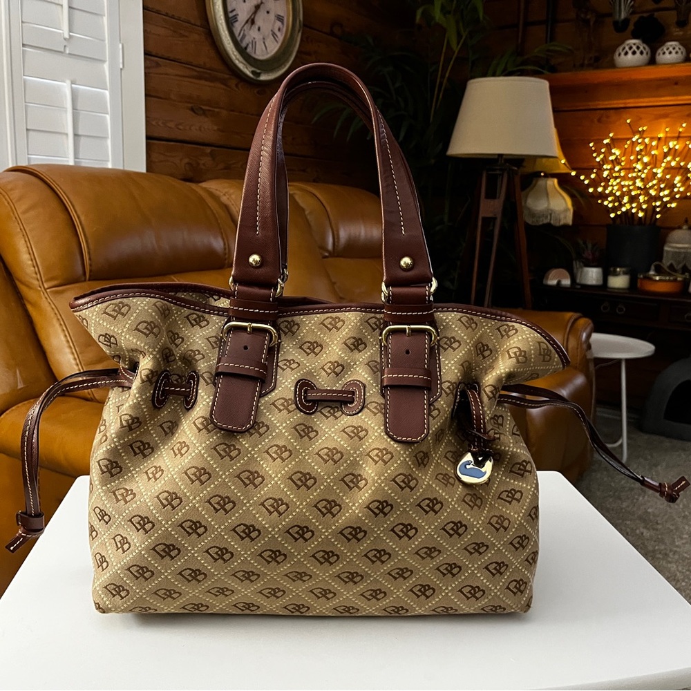 Dooney & Bourke Signature Bag Leather Trim.